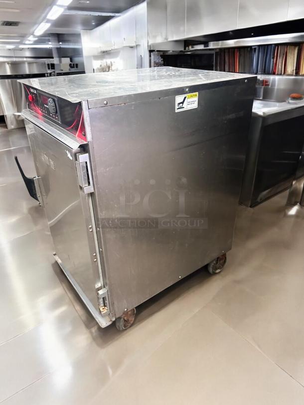 Excellent Condition Cres Cor 1000CHSS Cook-N-Hold Oven – Tested & Working! - Image 2 of 9
