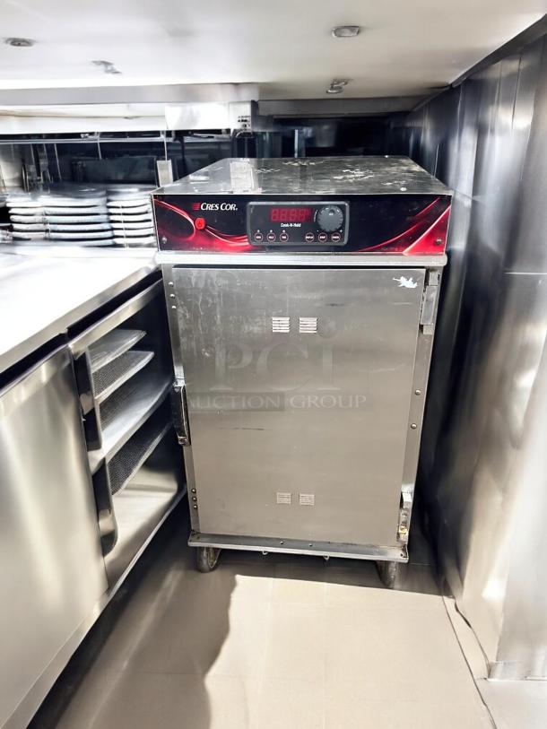 Excellent Condition Cres Cor 1000CHSS Cook-N-Hold Oven – Tested & Working! - Image 4 of 9