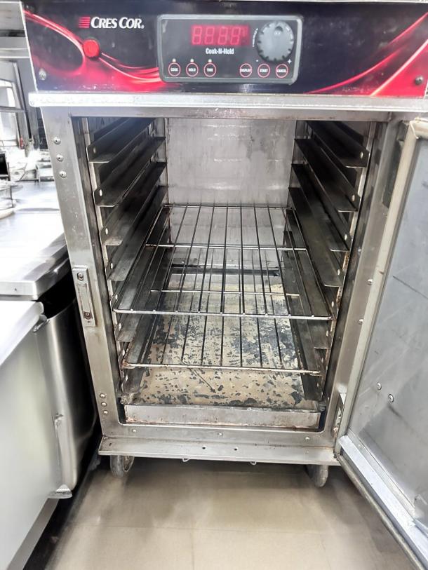 Excellent Condition Cres Cor 1000CHSS Cook-N-Hold Oven – Tested & Working! - Image 6 of 9