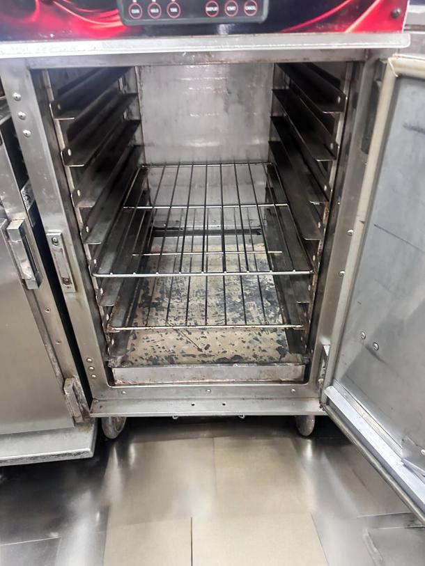 Excellent Condition Cres Cor 1000CHSS Cook-N-Hold Oven – Tested & Working! - Image 7 of 9