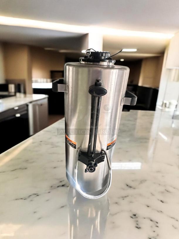 Excellent Condition BUNN Titan TF 1.5 Gallon Coffee Server – Tested & Working! - Image 4 of 6