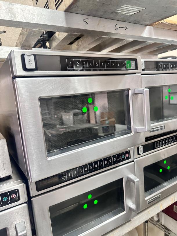 Excellent Condition Menumaster CRC21T2RLPF Commercial Microwave – Tested & Working! - Image 5 of 10