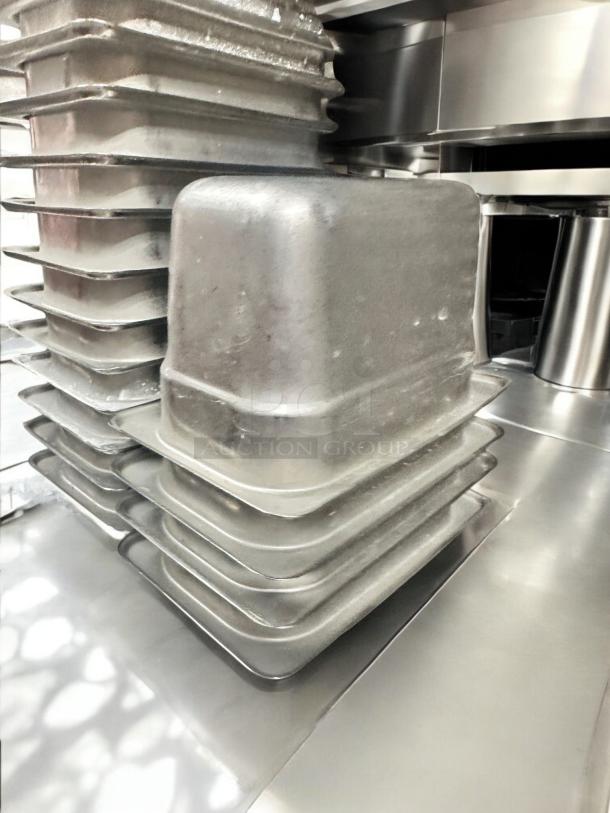 30 Pieces Thunder Group STPA8194 Stainless Steel Pans – Excellent Condition! COMMERCIAL GRADE – NSF CERTIFIED - Image 3 of 4