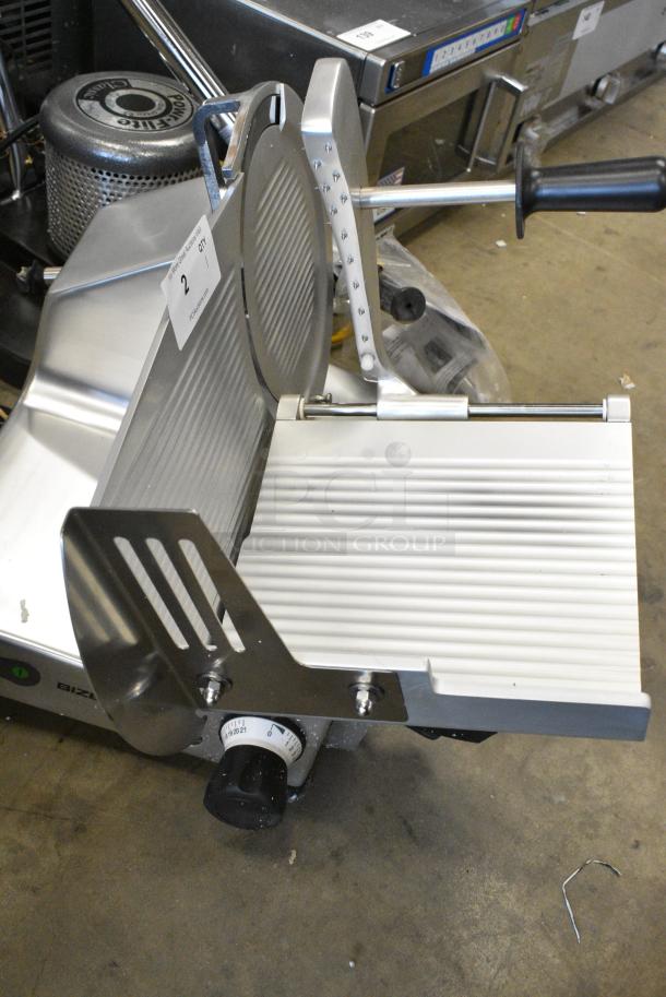 BRAND NEW SCRATCH AND DENT! Bizerba GSE 12 Stainless Steel 12" Manual Gravity Feed Meat and Cheese Slicer. 110 Volts, 1 Phase. Tested and Powers On But Parts Do Not Move - Image 6 of 11