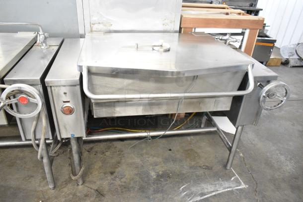 Vulcan VETS-30 Stainless Steel Commercial Floor Style Electric Powered Tilting Braising Pan. 480 Volts, 3 Phase. - Image 1 of 7