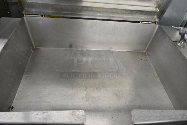 Vulcan VETS-30 Stainless Steel Commercial Floor Style Electric Powered Tilting Braising Pan. 480 Volts, 3 Phase. - Image 5 of 9