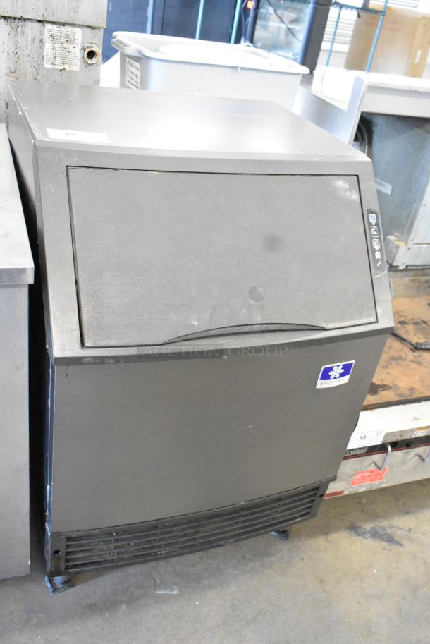 2018 Manitowoc UDF0140A-161B Stainless Steel Commercial Undercounter Self Contained Ice Machine. 115 Volts, 1 Phase. - Image 1 of 8