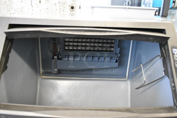 2018 Manitowoc UDF0140A-161B Stainless Steel Commercial Undercounter Self Contained Ice Machine. 115 Volts, 1 Phase. - Image 5 of 8