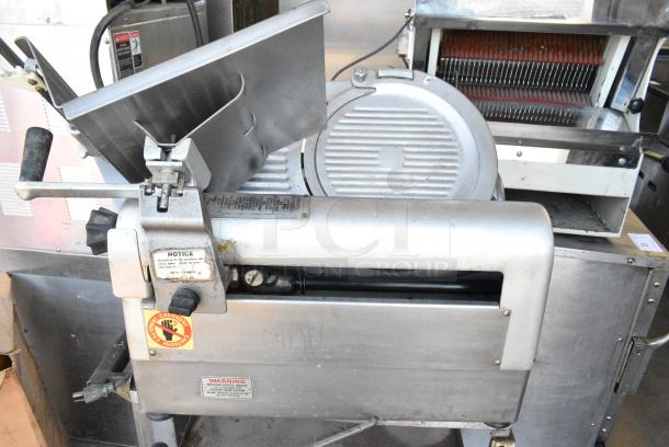 Hobart 1912 Stainless Steel Commercial Countertop Meat Slicer. 120 Volts, 1 Phase. Tested and Working! - Image 2 of 8