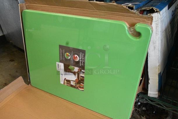 3 BRAND NEW!  Boxes of 6 San Jamar CB182412GN Cut-N-Carry® 24" x 18" x 1/2" Various Colored Cutting Board with Hook. Missing 3. 3 Times Your Bid! - Image 3 of 4