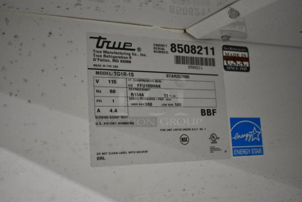 True TG1R-1S Stainless Steel Commercial Single Door Reach In Cooler on Commercial Casters. 115 Volts, 1 Phase. Tested and Working! - Image 6 of 6