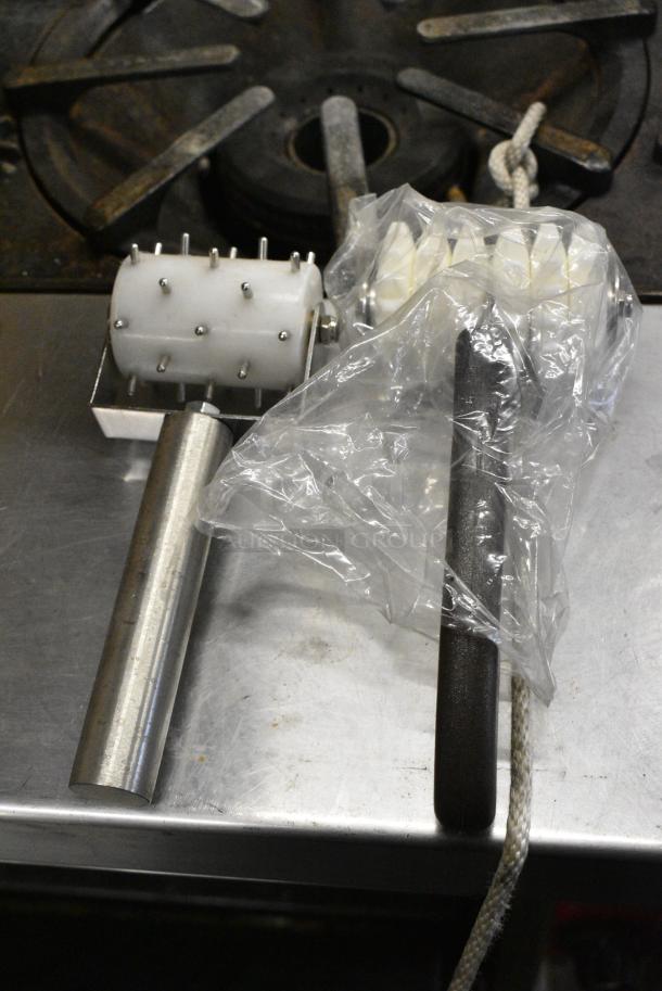 10 BRAND NEW! Dough Dockers Including DD-5274, DD5275. 10 Times Your Bid! - Image 1 of 7