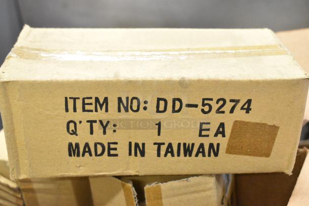 10 BRAND NEW! Dough Dockers Including DD-5274, DD5275. 10 Times Your Bid! - Image 6 of 7