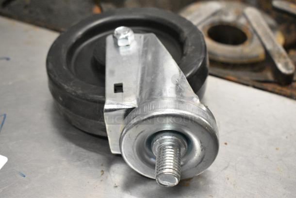 ALL ONE MONEY! Lot of 9 Commercial Casters. - Image 5 of 5