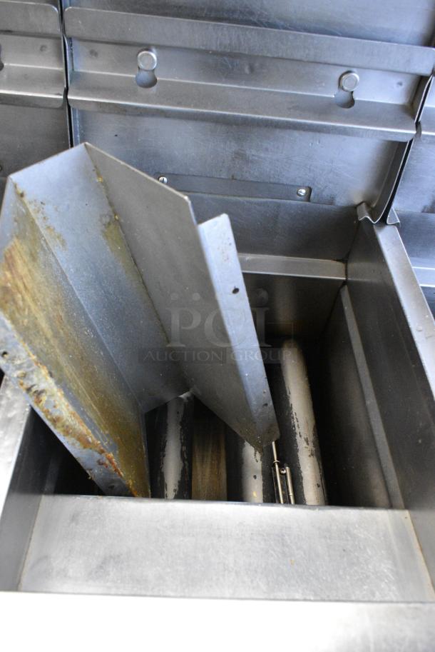 Pitco Frialator SGH50 Stainless Steel Commercial Floor Style Natural Gas Powered 5 Bay Deep Fat Fryer w/ Filtration System on Commercial Casters. 80,000 BTU. - Image 10 of 18