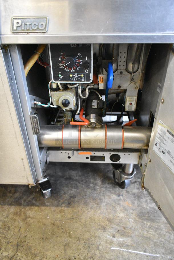 Pitco Frialator SGH50 Stainless Steel Commercial Floor Style Natural Gas Powered 5 Bay Deep Fat Fryer w/ Filtration System on Commercial Casters. 80,000 BTU. - Image 15 of 18
