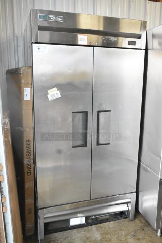 2022 True T-35-HC Stainless Steel Commercial 2 Door Reach In Cooler w/ Poly Coated Racks. 115 Volts, 1 Phase. Tested and Working!