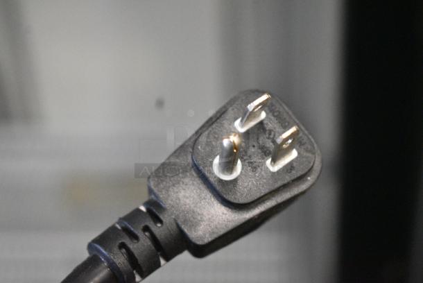 2019 Habco SE18 Metal Commercial Single Door Reach In Cooler Merchandiser w/ Poly Coated Racks. 115 Volts, 1 Phase. Tested and Working! - Image 4 of 5
