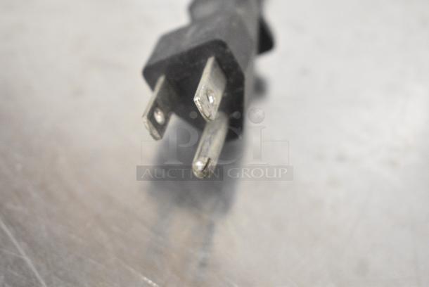 Manitowoc QF0406A Stainless Steel Commercial Undercounter Self Contained Ice Machine. 115 Volts, 1 Phase. - Image 8 of 8