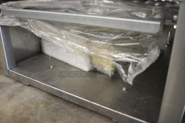 BRAND NEW SCRATCH AND DENT! Cooking Performance Group CPG 351CPGSP18N Stainless Steel Natural Gas Stock Pot Range - 80,000 BTU. - Image 6 of 9