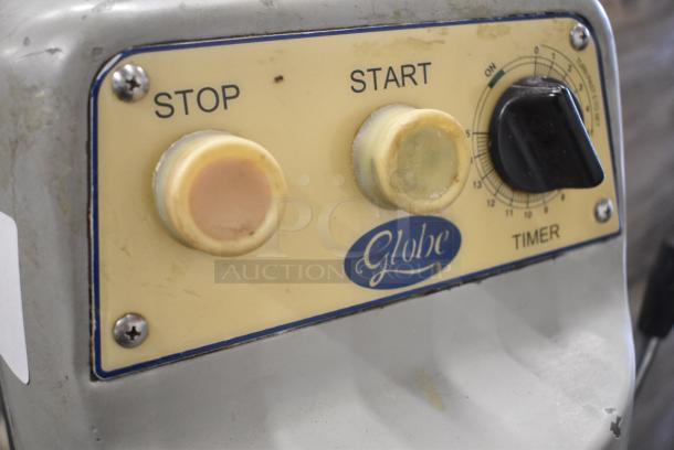 Globe SP30 Metal Commercial Floor Style 30 Quart Planetary Dough Mixer w/ Mixing Bowl, Dough Hook Attachment. 115 Volts, 1 Phase. Tested and Working! - Image 4 of 8