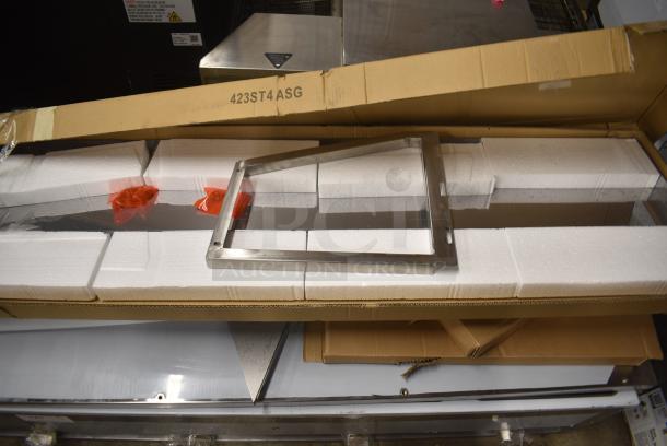 BRAND NEW SCRATCH AND DENT! 2024 ServIt 423EST4WOPBH Four Pan Open Well Electric Steam Table with Partially Enclosed Base. 208/240 Volts, 1 Phase. - Image 5 of 10