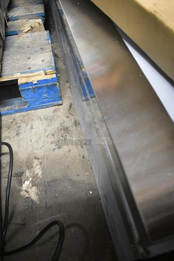 BRAND NEW SCRATCH AND DENT! 2024 ServIt 423EST4WOPBH Four Pan Open Well Electric Steam Table with Partially Enclosed Base. 208/240 Volts, 1 Phase. - Image 10 of 10