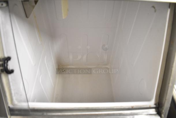 Hoshizaki F-300BAF Stainless Steel Commercial Self Contained Ice Machine. 115-120 Volts, 1 Phase. - Image 4 of 6