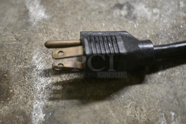 Hoshizaki F-300BAF Stainless Steel Commercial Self Contained Ice Machine. 115-120 Volts, 1 Phase. - Image 6 of 6