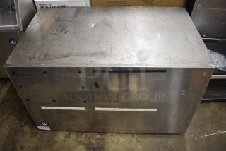 Hoshizaki Stainless Steel Commercial Ice Machine Head. 208-230 Volts, 3 Phase. Goes GREAT with Lot 243!