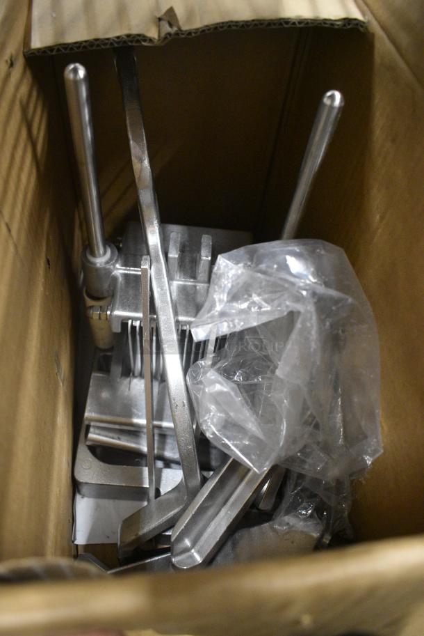 BRAND NEW SCRATCH AND DENT! Choice 407ONSLIC14 1/4" Onion / Produce Slicer - Image 1 of 4