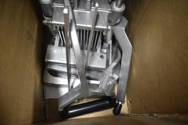 BRAND NEW SCRATCH AND DENT! Choice 407ONSLIC14 1/4" Onion / Produce Slicer - Image 3 of 4
