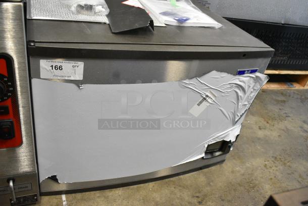 BRAND NEW SCRATCH AND DENT! 2024 Manitowoc IDT0500A-261 Indigo NXT 30" Air Cooled Cube Ice Machine - 208-230 Volts, 1 Phase, 520 lb. - Image 2 of 4