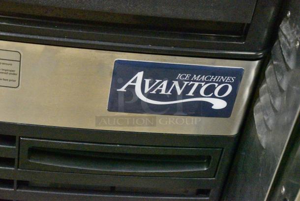 BRAND NEW SCRATCH AND DENT! 2024 Avantco 194UCF120A 19" Air Cooled Undercounter Full Cube Ice Machine - 129 lb. 115 Volts, 1 Phase. - Image 2 of 9
