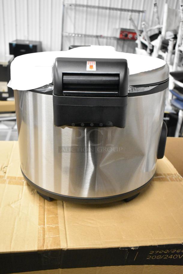BRAND NEW SCRATCH AND DENT! 2022 Galaxy 177GRCS60 60 Cup (30 Cup Raw) Sealed Electric Rice Cooker / Warmer. 120 Volts, 1 Phase. - Image 5 of 9
