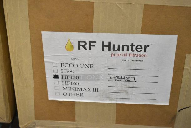 BRAND NEW SCRATCH AND DENT! RF Hunter HF130 130 Lb Fryer Oil Filter, Mobile, Gravity Drain - Image 3 of 8