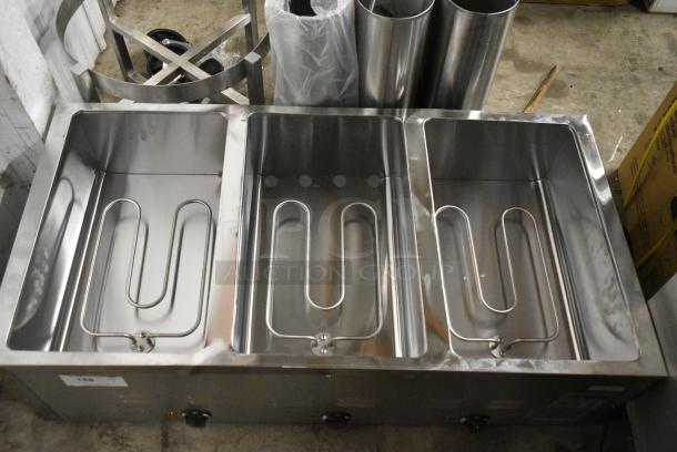 BRAND NEW SCRATCH AND DENT! 2024 Avantco 177STE3S Stainless Steel Three Pan Open Well Electric Steam Table with Undershelf. 120 Volts, 1 Phase. Tested and Working! - Image 8 of 14