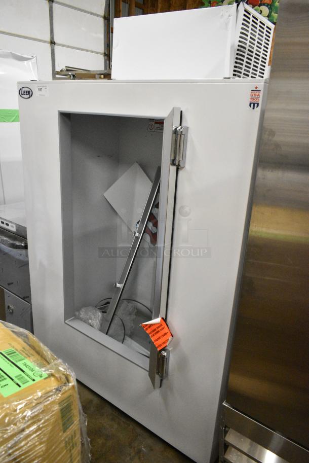 BRAND NEW SCRATCH AND DENT! Leer L040UCGP 51" Indoor Cold Wall Ice Merchandiser with Straight Front and Glass Door. 115 Volts, 1 Phase. Tested and Working! - Image 1 of 9