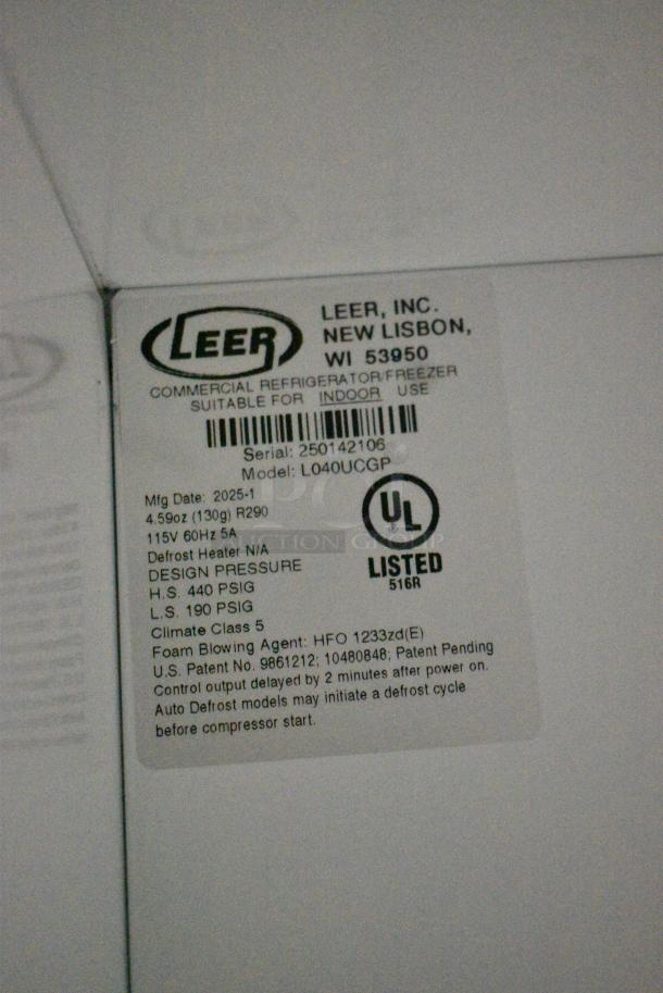 BRAND NEW SCRATCH AND DENT! Leer L040UCGP 51" Indoor Cold Wall Ice Merchandiser with Straight Front and Glass Door. 115 Volts, 1 Phase. Tested and Working! - Image 9 of 9