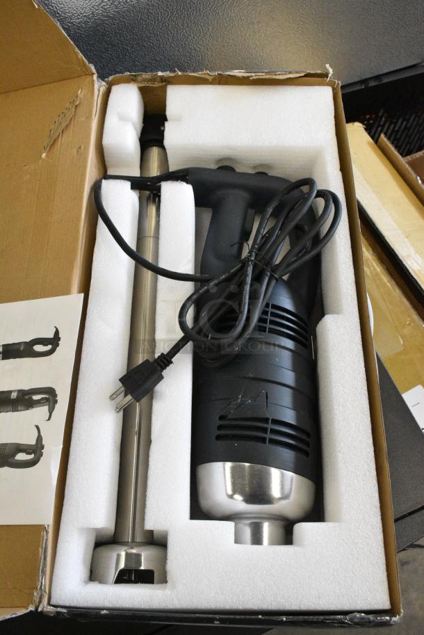 BRAND NEW SCRATCH AND DENT! AvaMix 928IBHD21 21" Heavy-Duty Variable Speed Immersion Blender - 1 1/4 hp. 120 Volts, 1 Phase. Tested and Working! - Image 1 of 8