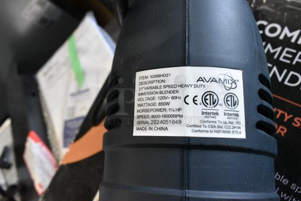 BRAND NEW SCRATCH AND DENT! AvaMix 928IBHD21 21" Heavy-Duty Variable Speed Immersion Blender - 1 1/4 hp. 120 Volts, 1 Phase. Tested and Working! - Image 8 of 8