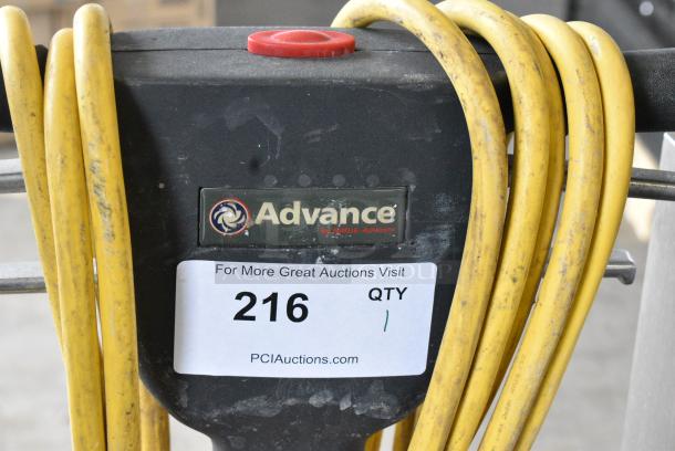 Niilfisk Advance 56107001 Floor Cleaner. 120 Volts, 1 Phase. Tested and Working! - Image 2 of 6