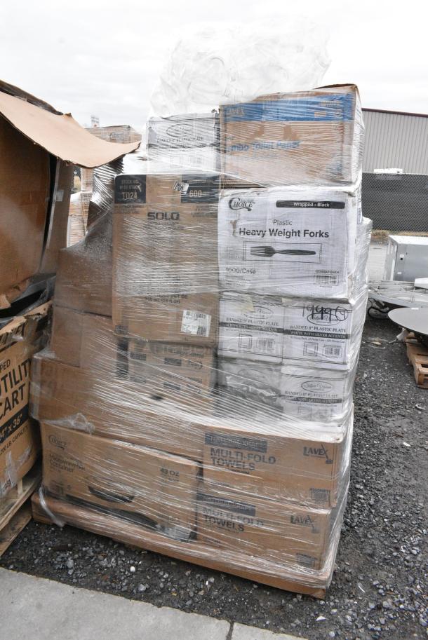 25 BRAND NEW! Boxes Including 130WBKFORKH Choice Black Heavy Weight Wrapped Polystyrene Plastic Fork - 1000/Case, 500MFTN Lavex Natural Brown Kraft M-Fold (Multifold) Towel - 4000/Case, 394365L Noble Products Powder-Free Disposable Clear Vinyl Gloves for Foodservice - Large - 1000/Case, 612FHL1230 Choice Foil Steam Table Pan Lid - Half Size - 100/Case, 500TW14 Choice 14 oz. Translucent Thin Wall Plastic Cold Cup - 1000/Case, Solo Ultra Clear™ TD24 24 oz. Customizable Clear PET Plastic Cold Cup - 600/Case, 347SPBD8WHSV Visions 8" Square White Plastic Plate with Silver Bands - 120/Case, 129MCR50B Choice 43 oz. Black Round Microwavable Heavy Weight Container with Lid 9" - 150/Case. 25 Times Your Bid! May Be Missing Pieces - Image 2 of 18