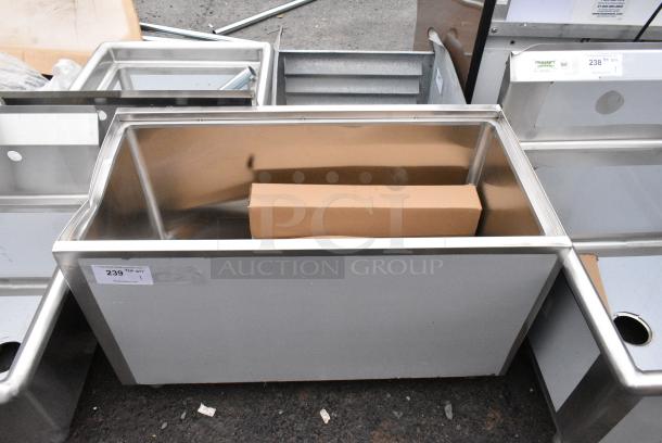 BRAND NEW SCRATCH AND DENT! Stainless Steel Bin - Image 1 of 6