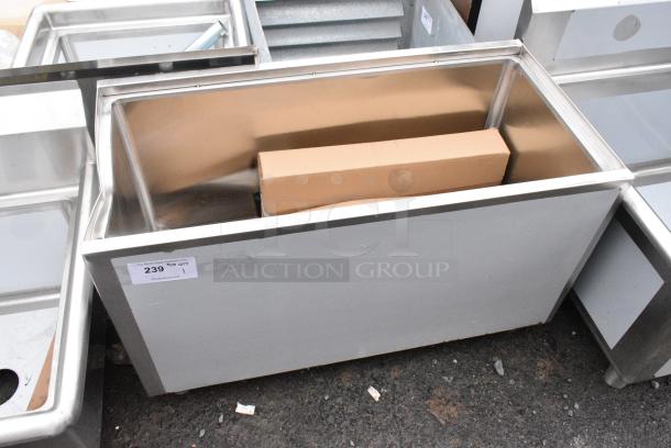 BRAND NEW SCRATCH AND DENT! Stainless Steel Bin - Image 3 of 6