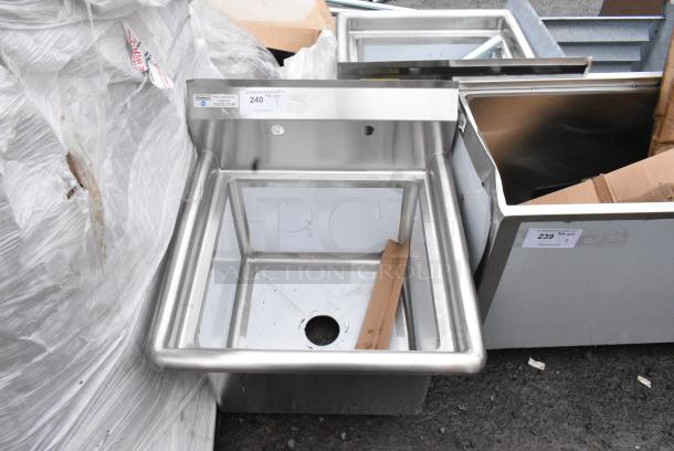 BRAND NEW SCRATCH AND DENT! Steelton 522CS11818N 23 1/2" 18-Gauge Stainless Steel One Compartment Commercial Sink without Drainboard - 18" x 18" x 12" Bowl. No Legs. - Image 1 of 5