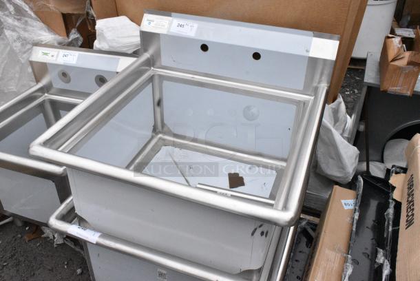 BRAND NEW SCRATCH AND DENT! Steelton 522CS12424 29 1/2" 18-Gauge Stainless Steel One Compartment Commercial Sink without Drainboard - 24" x 24" x 12" Bowl. No Legs. - Image 2 of 5