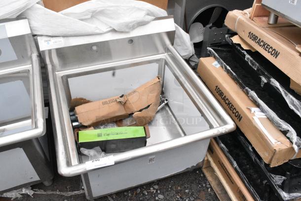 BRAND NEW SCRATCH AND DENT! Steelton 522CS12424 29 1/2" 18-Gauge Stainless Steel One Compartment Commercial Sink without Drainboard - 24" x 24" x 12" Bowl. - Image 4 of 5