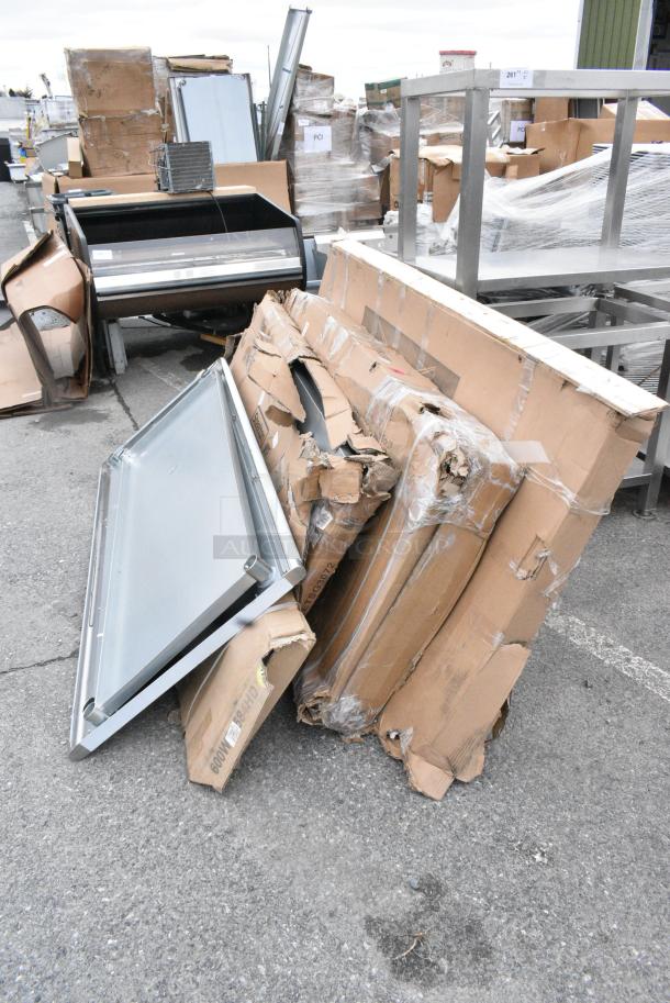 5 BRAND NEW SCRATCH AND DENT! Items Including 600TSB3072S Regency 30" x 72" 16-Gauge Stainless Steel Commercial Work Table with 4" Backsplash and Undershelf, 600WS1584HD Regency 16 Gauge Stainless Steel 15" x 84" Heavy-Duty Solid Wall Shelf, 522ETSG3072 Steelton 30" x 72" 18 Gauge 430 Stainless Steel Work Table with Undershelf. 5 Times Your Bid! May Be Missing Pieces. - Image 3 of 7
