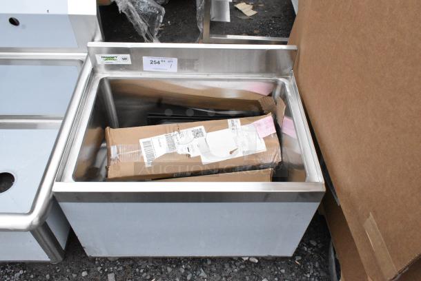 BRAND NEW SCRATCH AND DENT! Regency 600IB1824 18" x 24" Underbar Ice Bin - 77 lb. - Image 1 of 8